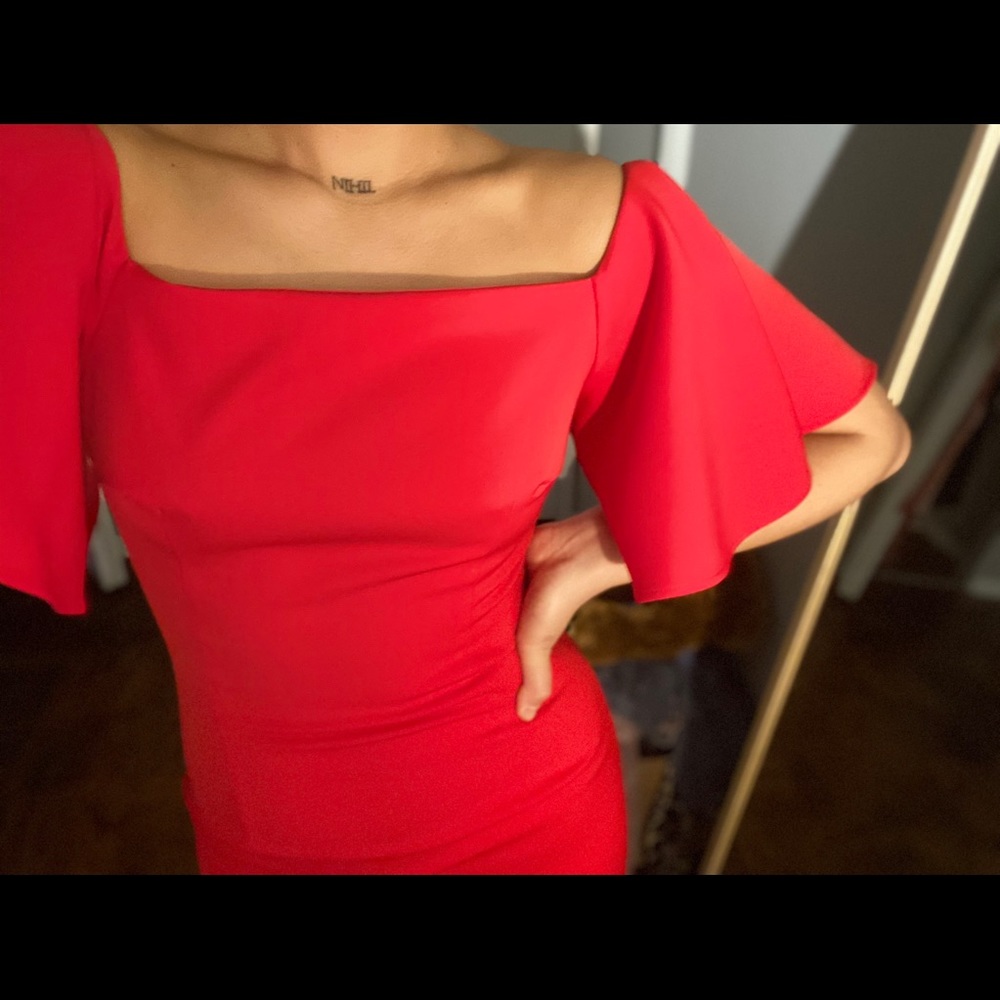 Extart & Panno Bombshell Cape Sleeve Red Dress